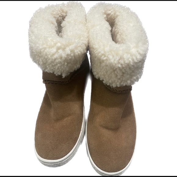 UGG Mika Classic Sneaker Boot - Picture 7 of 8